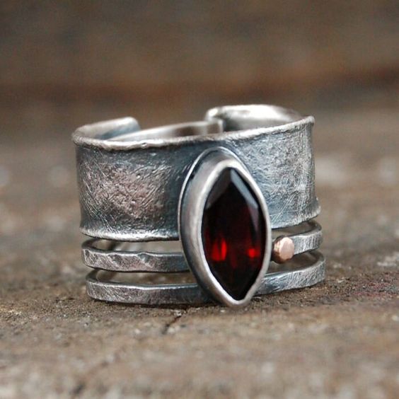 Vintage Oval Red Crystal Silver Ring