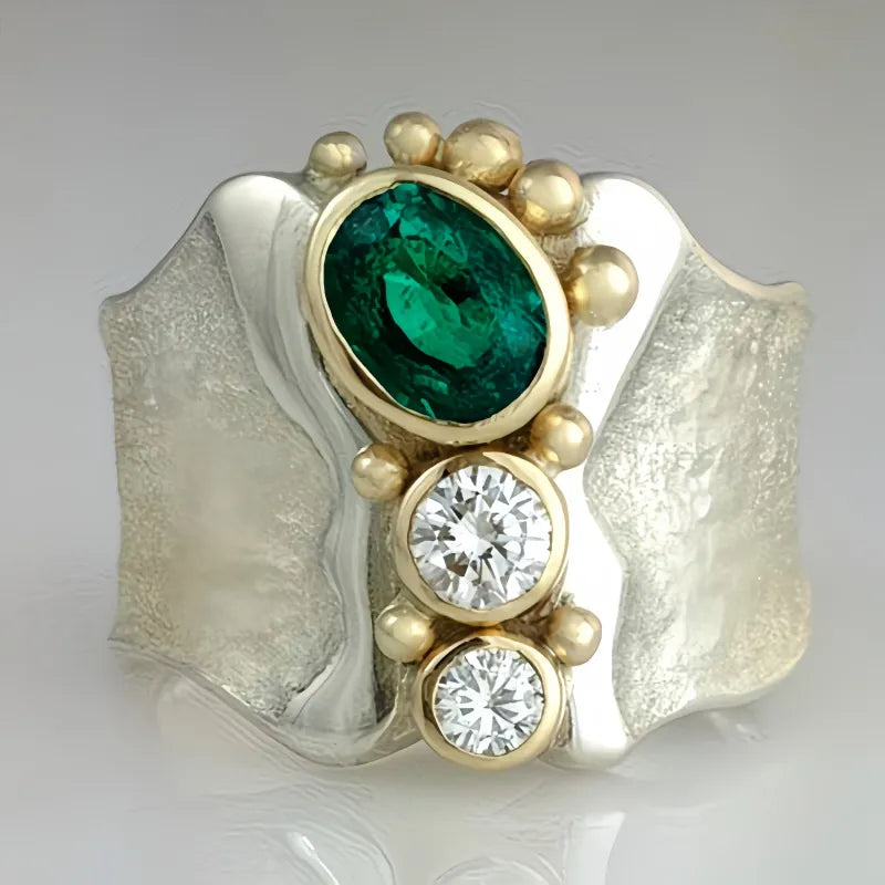 Vintage Exotic Silver Crystal Ring