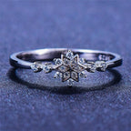 Snowflake Ring In Sterling Silver 925