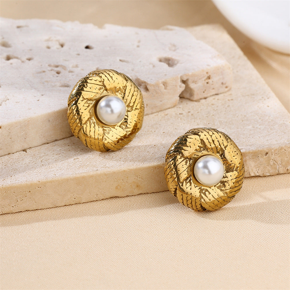 Classic Pearl Earrings