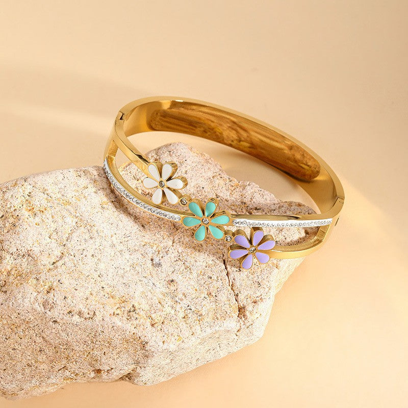 Colorful Flower Bracelet