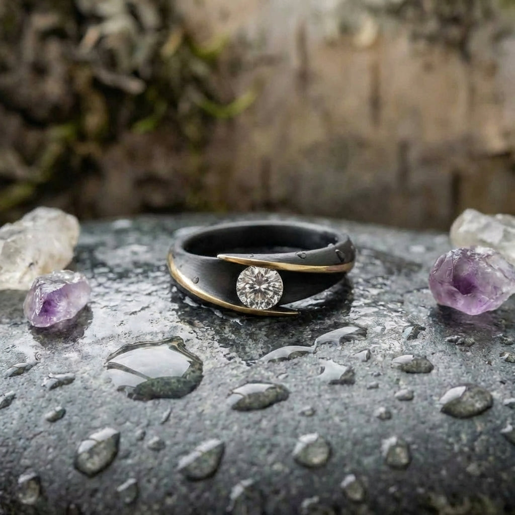 An Elegant Black Tension Set Ring