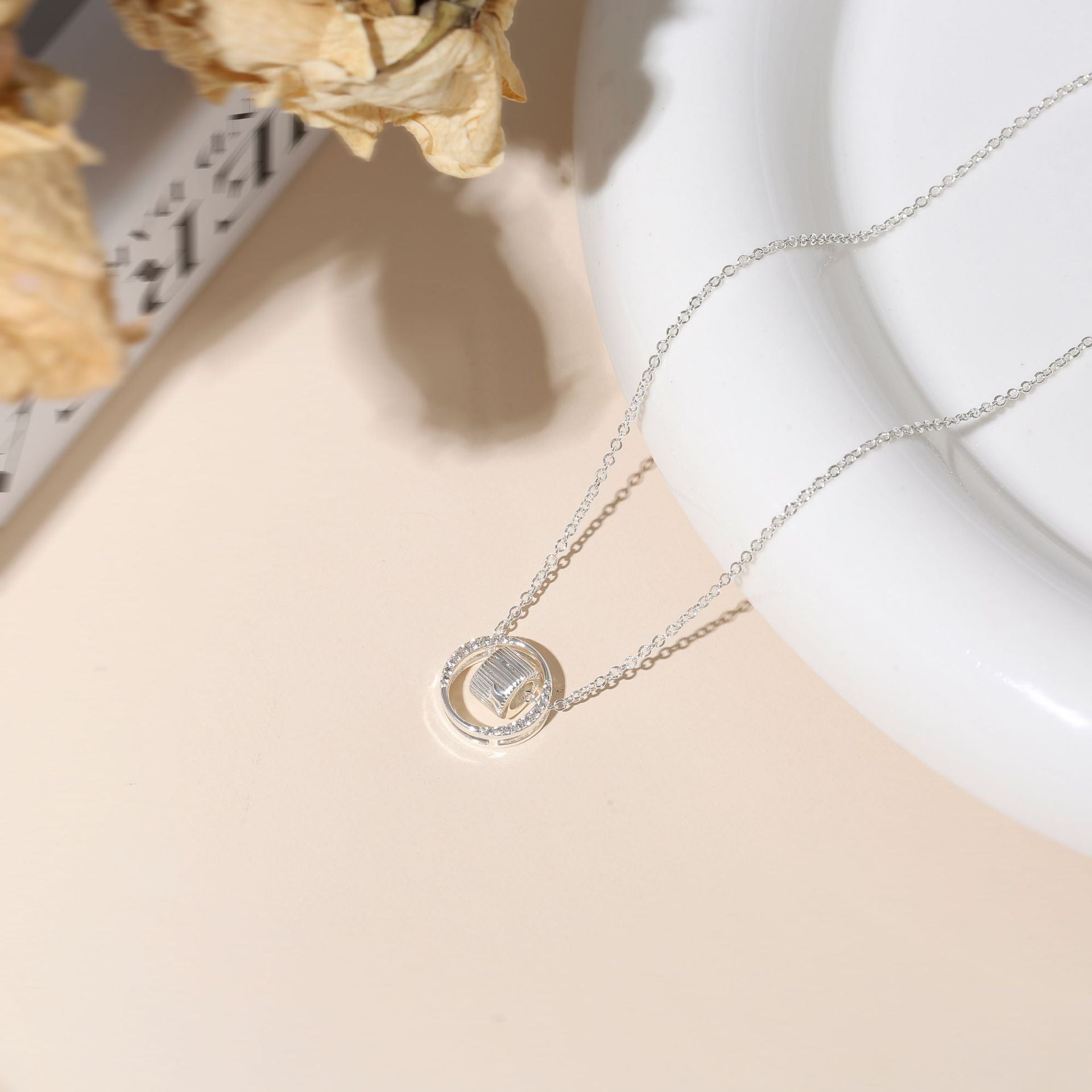 Elegant Circle Pendant Necklace