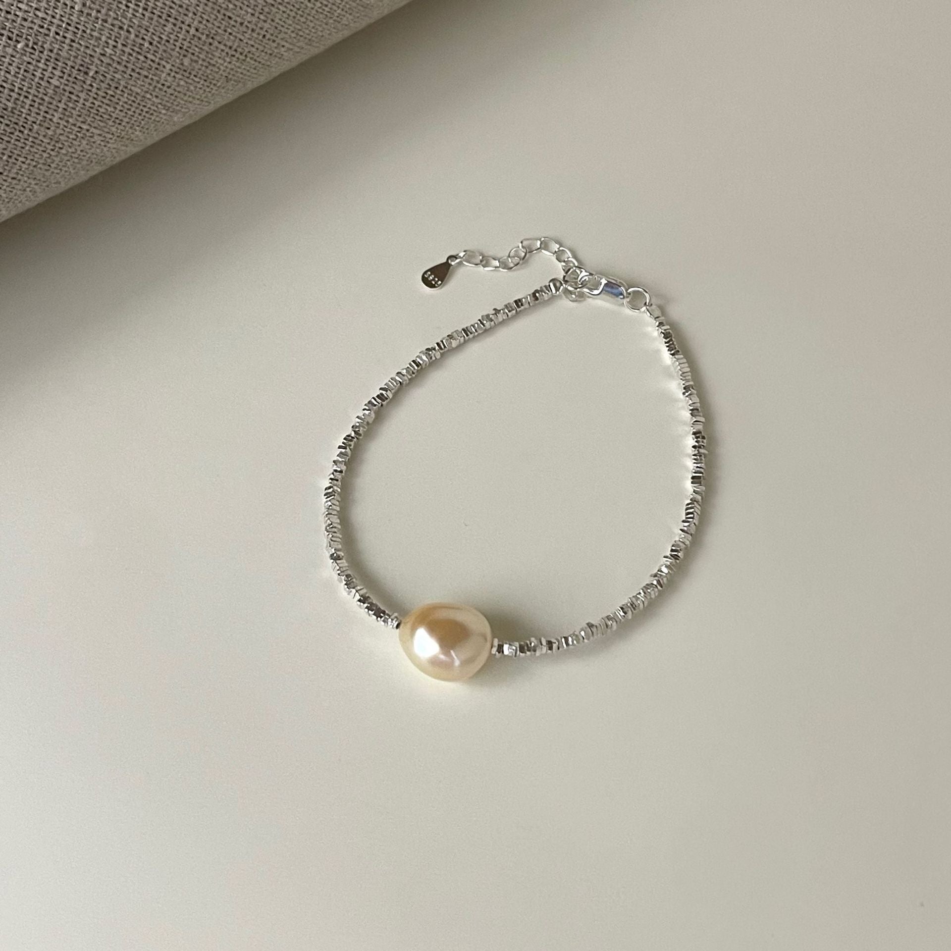 Elegant Pearl Bracelet
