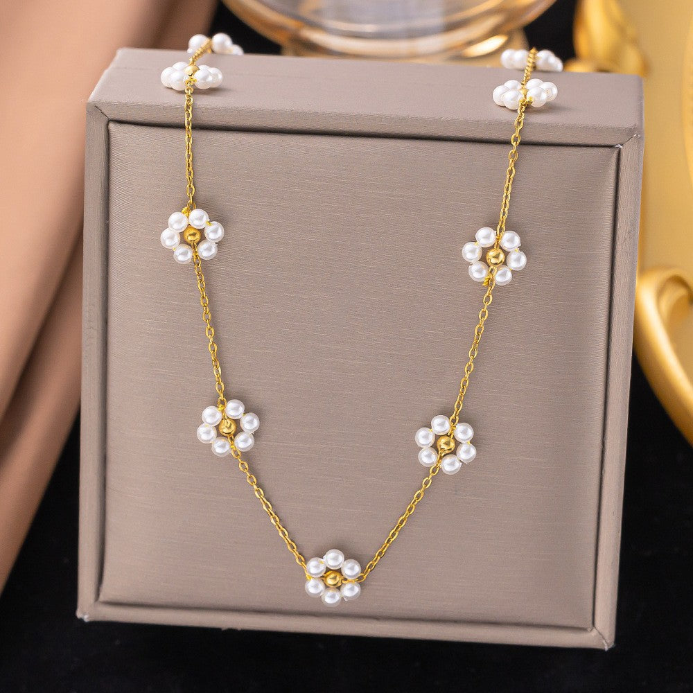 Elegant Pearl Necklace