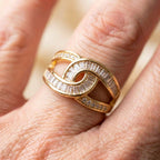 Knotted Elegant Ring