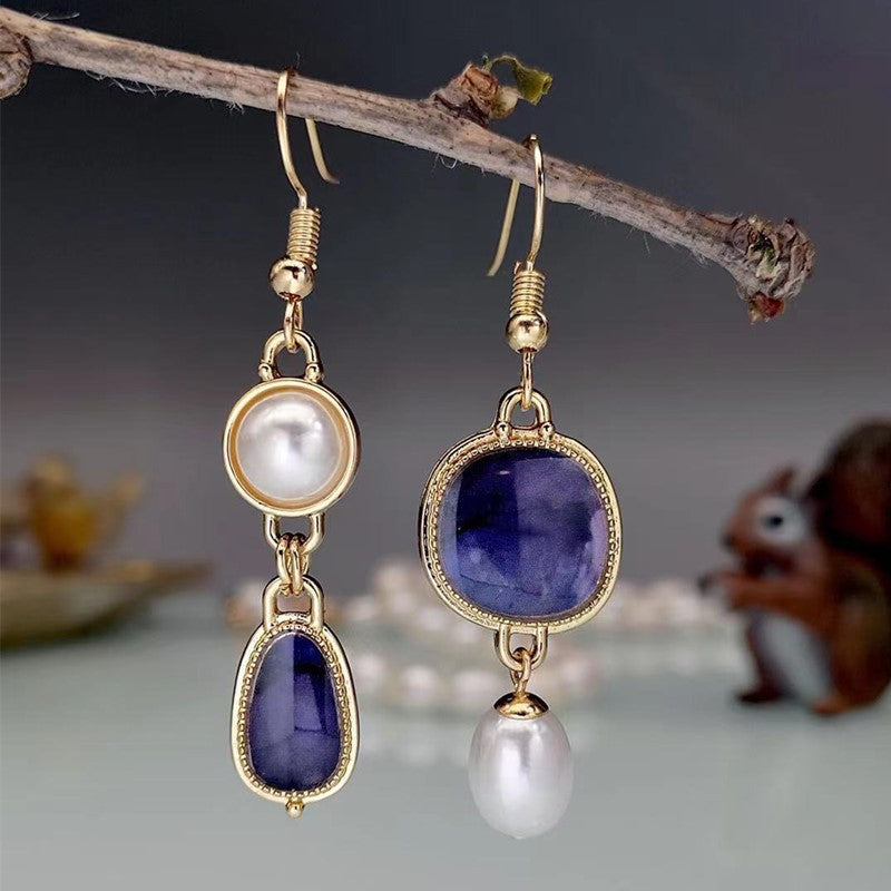 Classic Pearl Earring with Timeless Appeal