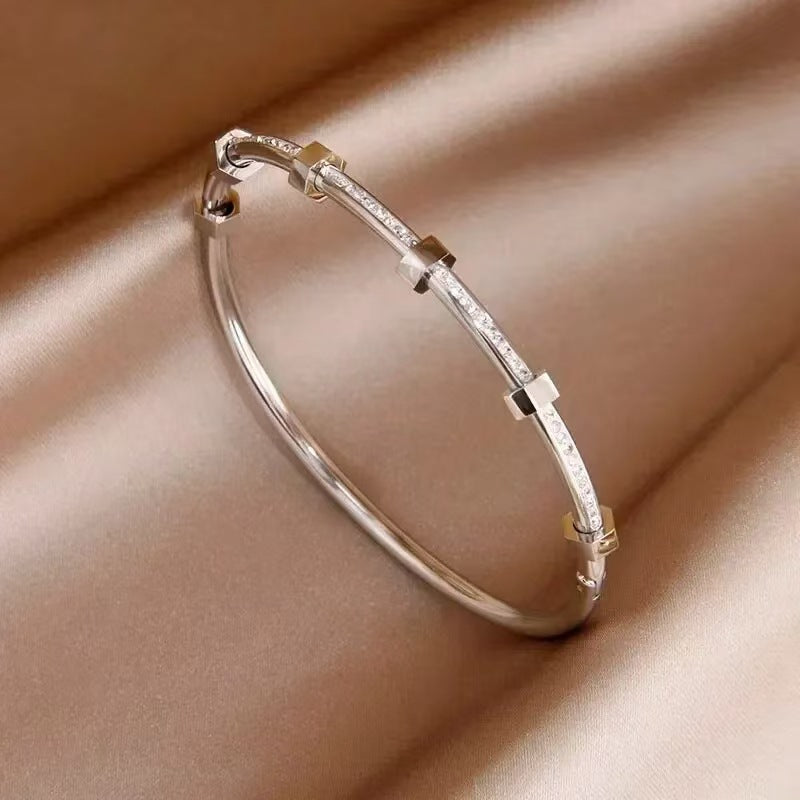 Klassieke Gouden Armband met tijdloze uitstraling