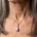 Rose Gold Pearl Pendant Necklace