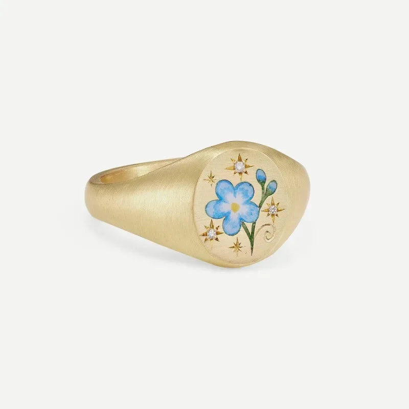Stunning Gold Ring for Daily Wear