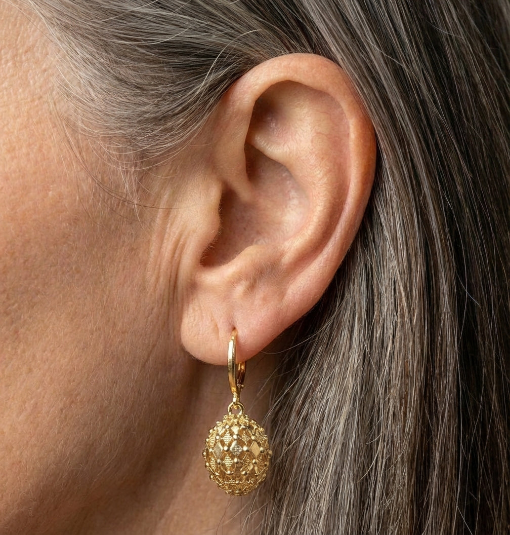 Vintage Fashion Gold Earrings