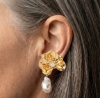 Vintage Flower Pearl Earrings