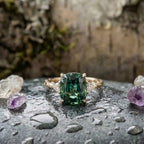 A Vintage Square Green Zircon Ring