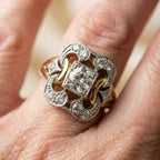 A Vintage Zirconia Gold Ring